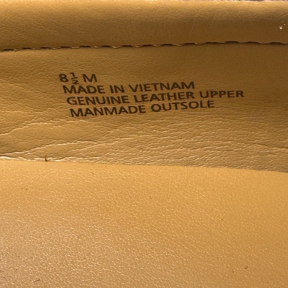 Talbots Vibrant Red Leather Loafers with Chain Detail - Picture 11 of 11